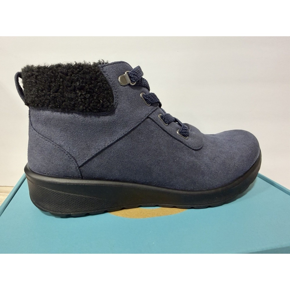 Bzees Women 8.5 W Navy Ankle Boots Faux Fur Lace Up Zip Comfort Booties NIB